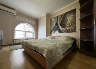 Продаю 2-ком. квартиру, 55.9 м2, Ростов-на-Дону, улица Мясникова, 106