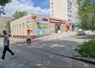 Сдаю в аренду торговую площадь, 84 м2, Челябинская область, улица Гагарина, 40