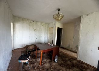 Продаю 2-ком. квартиру, 44 м2, Новоалтайск, Парковая улица, 9