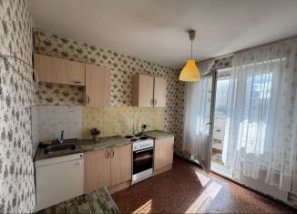 Сдается в аренду 1-комнатная квартира, 40 м2, Подольск, улица Генерала Стрельбицкого, 7