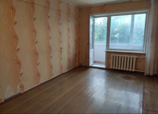 Продам 2-ком. квартиру, 46 м2, Ачинск, 9-й микрорайон, 5