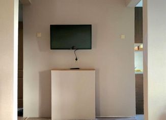 Продажа 2-комнатной квартиры, 42.2 м2, Калининград, Житомирская улица, 20