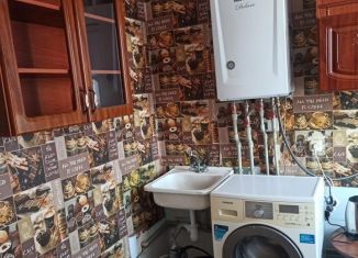 Сдам в аренду 2-комнатную квартиру, 41 м2, Крымск, улица Спартака