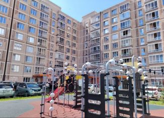 Продам 3-ком. квартиру, 91.5 м2, Абакан, улица Бограда, 160