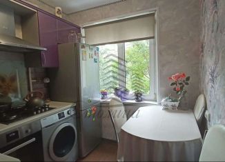 Продажа 3-комнатной квартиры, 63 м2, Белгородская область, микрорайон Весенний, 4