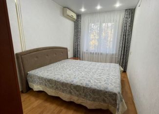 Сдается в аренду 4-комнатная квартира, 77 м2, Республика Башкортостан, Комсомольская улица, 161/1