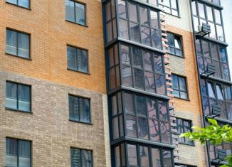 Продам 3-ком. квартиру, 80.9 м2, Новороссийск, улица имени Владимира Бута, 15