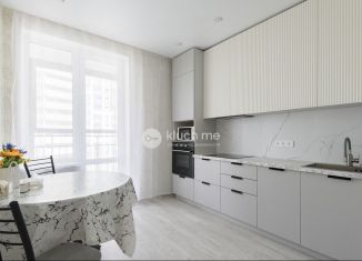 Продается 1-ком. квартира, 36.5 м2, Казань, улица Мансура Хасанова, 15