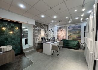 Сдам торговую площадь, 130.1 м2, Челябинская область, улица Энгельса, 38