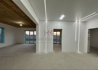 Продается дом, 222 м2, село Калинино, улица Белых Облаков, 52А