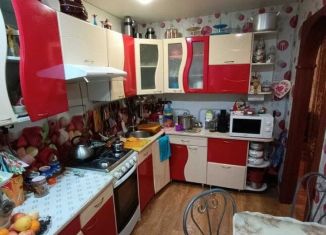 Продаю 2-ком. квартиру, 50.5 м2, село Кандры, улица Чапаева, 63