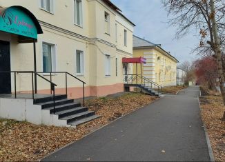 Продам торговую площадь, 35.4 м2, Свердловская область, улица Бугарева, 3