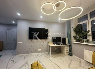 Продаю двухкомнатную квартиру, 55 м2, Тюмень, улица Газовиков, 73к1, ЖК Европейский Берег