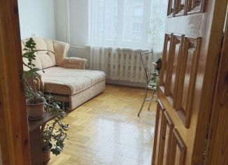 Продаю 3-комнатную квартиру, 70.3 м2, Чебоксары, Тополиная улица, 15