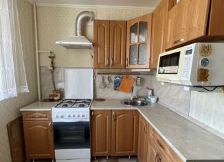 Продаю 3-комнатную квартиру, 59.2 м2, Октябрьский, улица Островского, 72