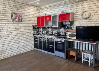 Продается 3-комнатная квартира, 33.6 м2, Абакан, улица Кирова, 2