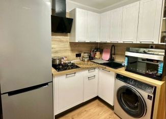 Сдаю в аренду 2-комнатную квартиру, 45 м2, Республика Башкортостан, улица Коммунаров, 10