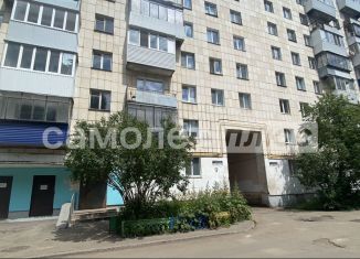 Продается 2-ком. квартира, 43.3 м2, Октябрьский, 35-й микрорайон, 9А