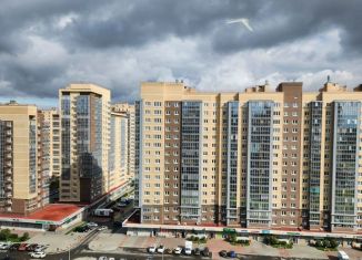 Продажа 2-комнатной квартиры, 56 м2, Челябинск, улица Академика Макеева, 24