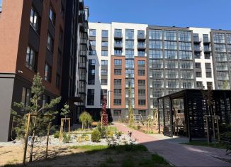 Продаю 1-комнатную квартиру, 42.8 м2, Калининград, Ленинградский район