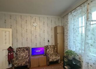Продается двухкомнатная квартира, 49.9 м2, Серов, улица Гагарина, 27