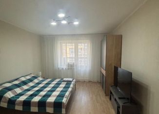 Сдаю 2-ком. квартиру, 68 м2, деревня Мокшино, Норильский бульвар, 3