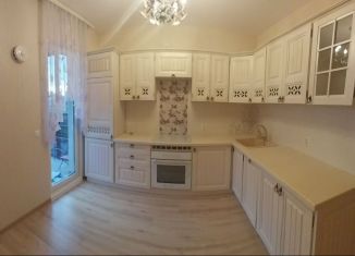 Продажа двухкомнатной квартиры, 63 м2, Карелия, улица Маршала Мерецкова, 18Б