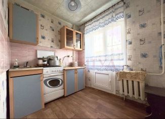 Продается 2-комнатная квартира, 44 м2, Старый Оскол, микрорайон Горняк, 31