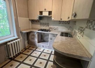 Продаю 2-комнатную квартиру, 46.8 м2, Оренбург, Центральная улица, 23