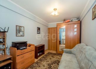 Продаю 3-ком. квартиру, 58.3 м2, Бийск, улица Александра Радищева, 4