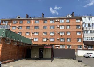 Продажа 3-ком. квартиры, 62.2 м2, Лабинск, Революционная улица, 367