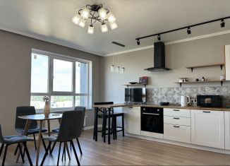 Сдам в аренду 3-ком. квартиру, 74 м2, Татарстан, улица Братьев Батталовых, 20Ак2