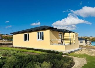 Продаю дом, 100 м2, Крым