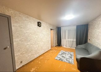 Сдаю 2-ком. квартиру, 43.2 м2, Тула, улица Баженова, 16