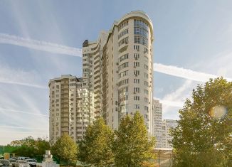 Продажа 2-комнатной квартиры, 82.1 м2, Краснодар, улица Кубанская Набережная, 31/1, микрорайон Центральный