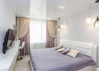 Продаю 2-комнатную квартиру, 61.4 м2, Тюмень, улица Александра Протозанова, 12к1