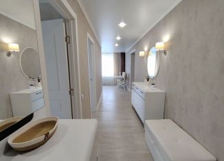 Продаю трехкомнатную квартиру, 77 м2, Республика Башкортостан, улица М. Гафури, 36