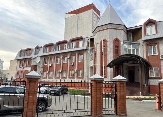 Сдаю в аренду помещение свободного назначения, 12 м2, Казань, улица Голубятникова, 20А