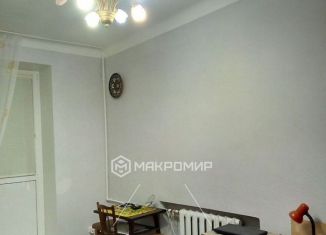 Продам 2-ком. квартиру, 51 м2, Орёл, Старо-Привокзальная улица, 4