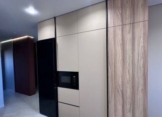 Сдается 2-комнатная квартира, 70 м2, Саратов, улица имени В.Н. Симбирцева, 40, Октябрьский район