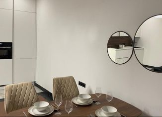 Сдам 1-комнатную квартиру, 50 м2, Москва, Никольская улица, 10/2с2Б