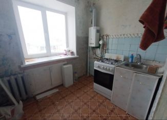 Продаю 2-ком. квартиру, 45 м2, Республика Башкортостан, Шахтостроительная улица, 14