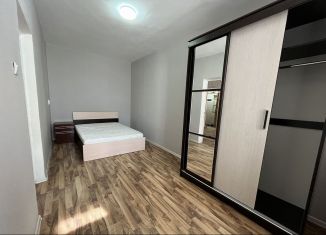 Сдам в аренду двухкомнатную квартиру, 50 м2, Крымск, Адагумская улица, 142