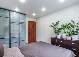 Продам 3-ком. квартиру, 58.4 м2, Екатеринбург, Автомагистральная улица, 11, Железнодорожный район