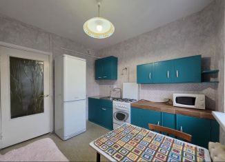 Продаю 2-ком. квартиру, 53 м2, Нижний Тагил, улица Ермака, 46