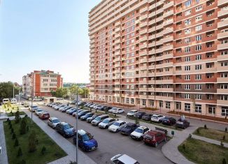 Продам 2-ком. квартиру, 53 м2, Краснодар, микрорайон Завод Радиоизмерительных Приборов, Тепличная улица, 62/1к5