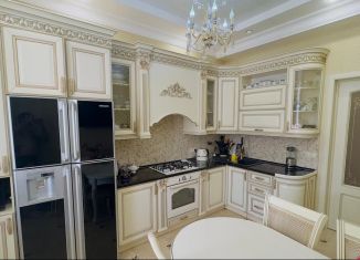 Продажа 2-комнатной квартиры, 76 м2, Дагестан, улица Абдуллы Гаджиева, 95