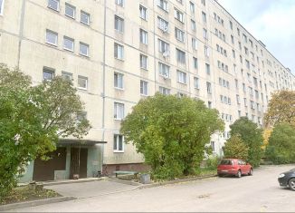 Трехкомнатная квартира на продажу, 66.4 м2, Ленинградская область, Лесная улица, 3