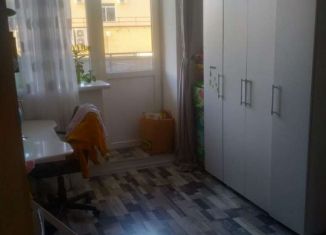 Продажа 2-комнатной квартиры, 63 м2, Невинномысск, улица Калинина, 161А