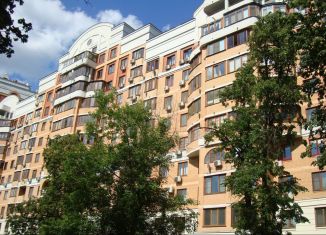 Сдам 2-ком. квартиру, 77 м2, Москва, улица Викторенко, 4к1, улица Викторенко